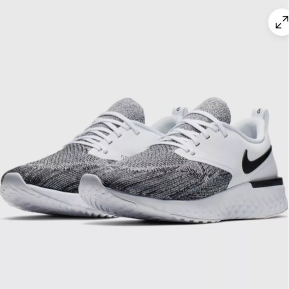 Nike Odyssey React Flyknit 2 Women's Running Shoes, Sz 8 - White/Black - Picture 1 of 11